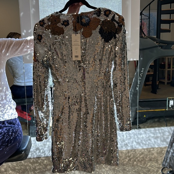 Veronica Beard sequence party mini - Picture 3 of 10